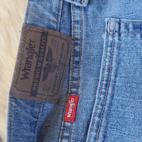 WRANGLERS - Picture 4 of 4